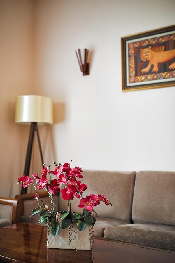Areve Residence Boutique Hotel Jerevan Buitenkant foto