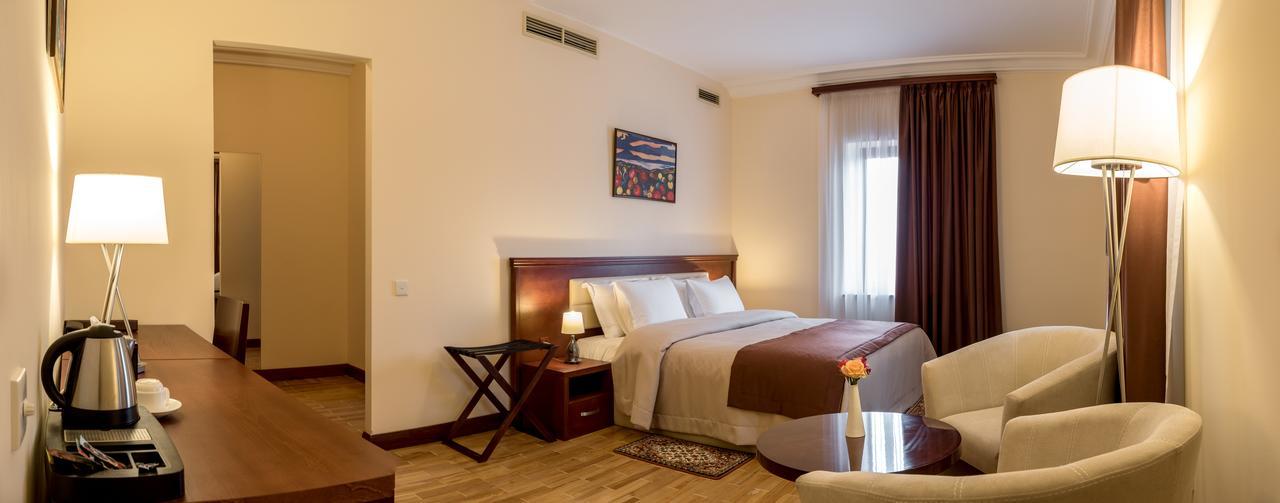 Areve Residence Boutique Hotel Jerevan Buitenkant foto